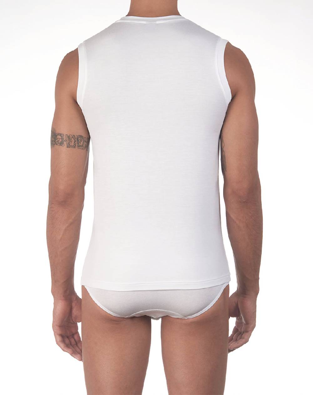 Oscalito Top Man Modal 1574 Convenienza