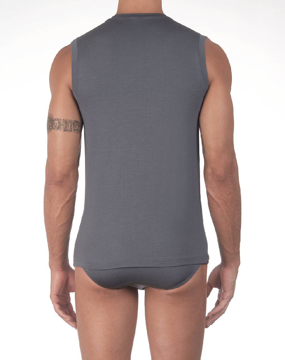 Oscalito Top Man Modal 1574 Convenienza