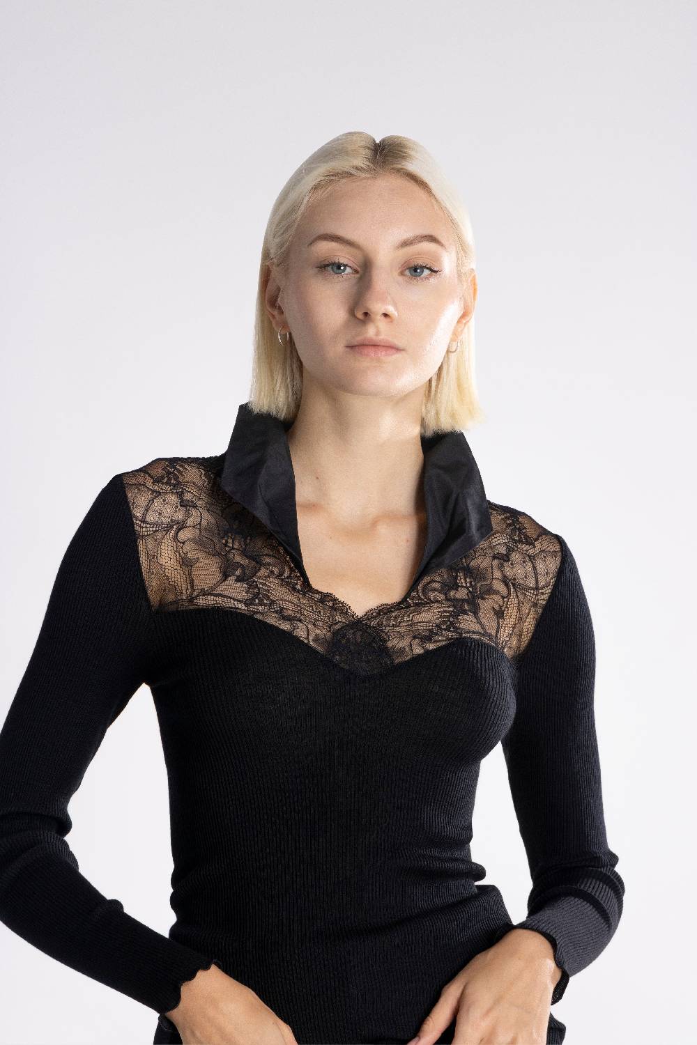 Oscalito Maglia a maniche lunghe Donna70% Lana , 30% Seta 6828 In vendita