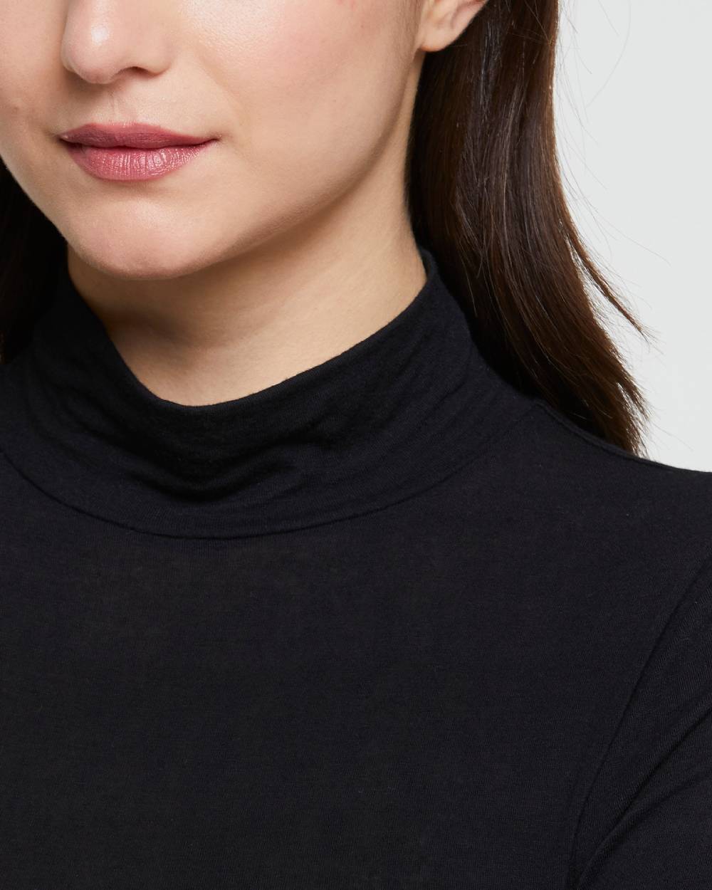 Pompea BODY COLLO LUPETTO IN MODAL CASHMERE Offerte