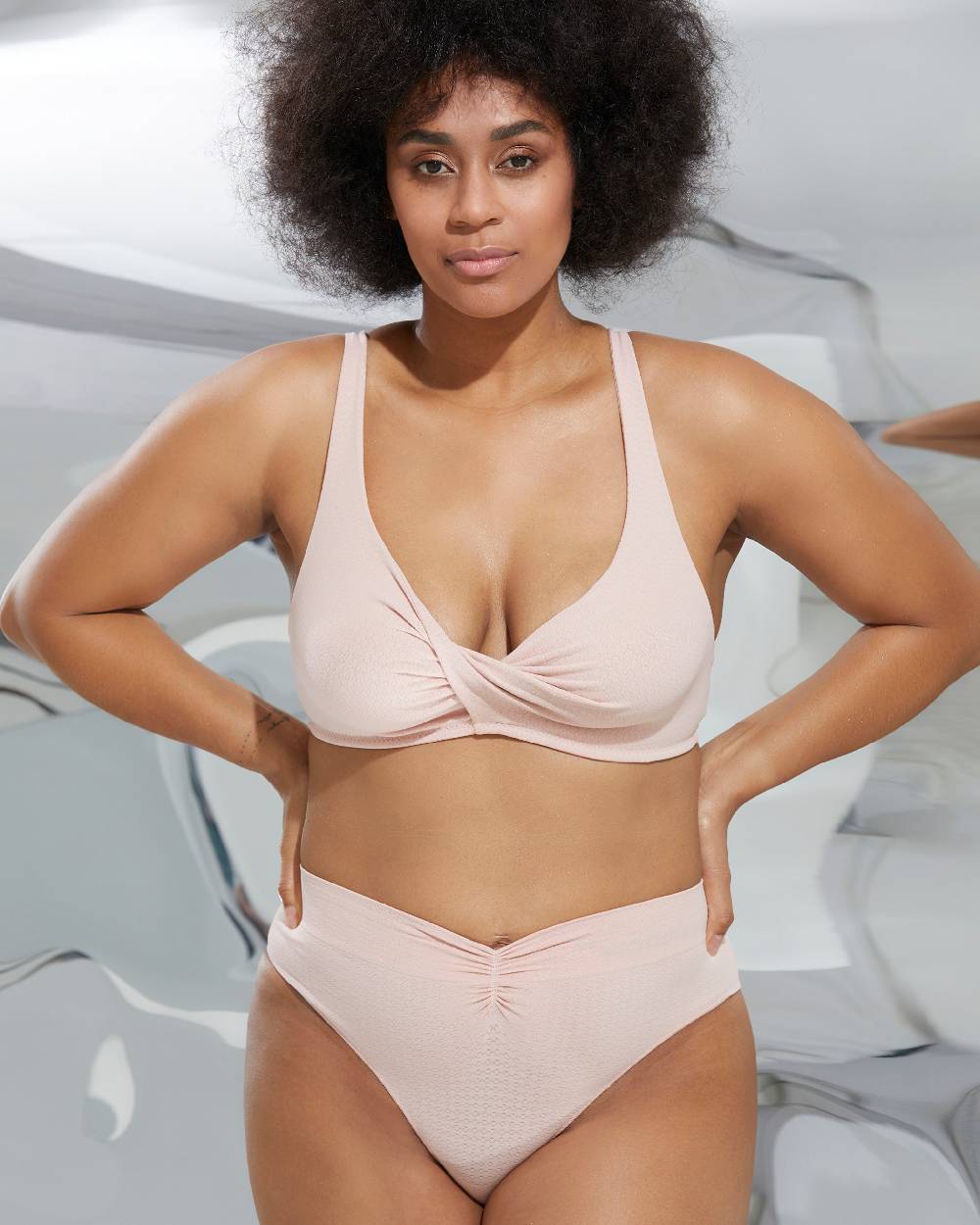 Pompea BRASSIERE TORCHON 2025