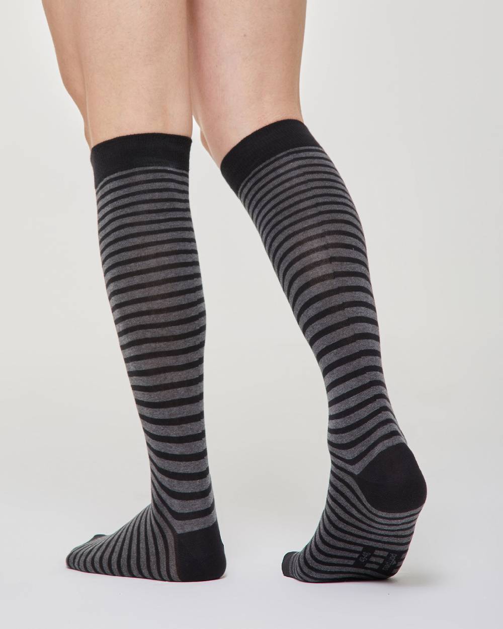 Pompea Calza lunga Ferdinando cotone a righe 50% di sconto per tempo limitato