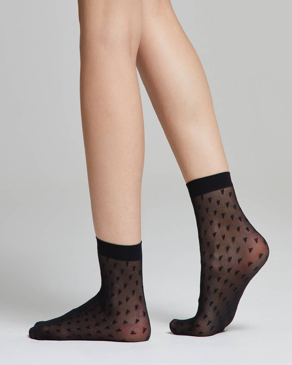 Pompea Calzino velato Fiordaliso con effetto micro tulle Novità