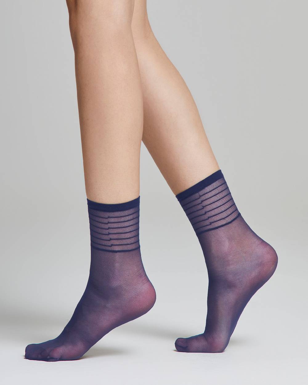 Pompea Calzino velato Iris con righe in trasparenza In Vendita