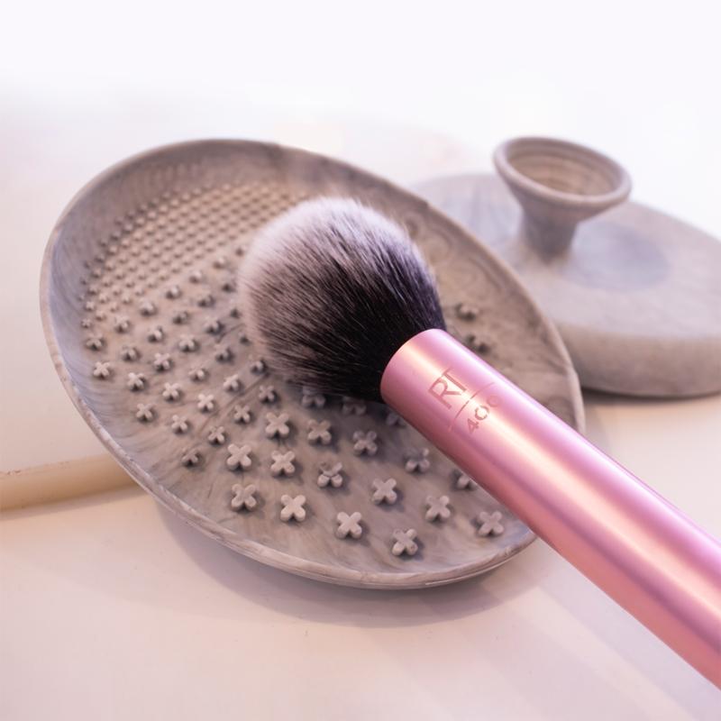 Real Techniques Real Techniques Cleanse tappetino per la pulizia dei pennelli Flash Sale
