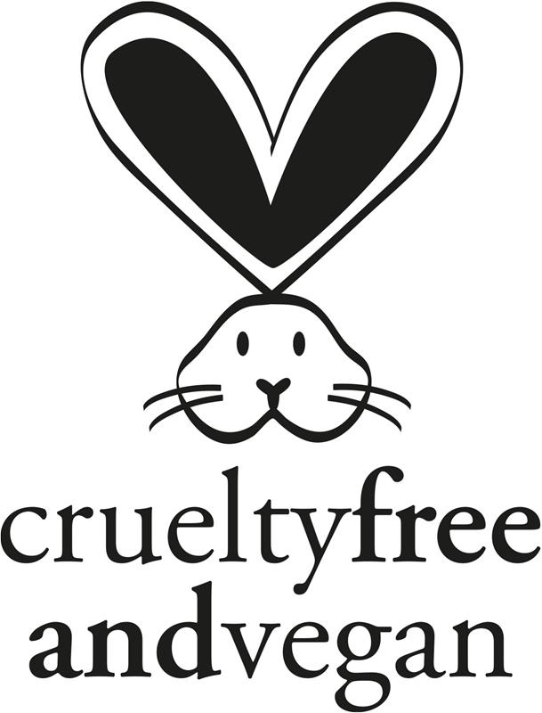 MUA Makeup Academy MUA Makeup Academy PRO/BASE Rose spray fissante per trucco con acqua di rose In Saldo