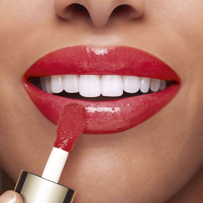 Clarins Lip Comfort Oil 2025