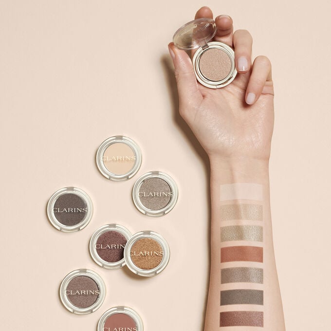 Clarins Ombre Skin In Vendita