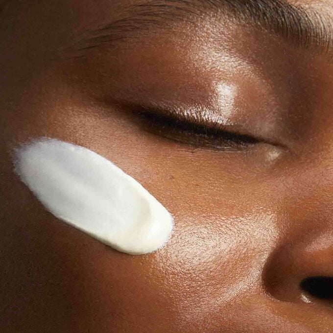 Clarins UV PLUS Antinquinamento Trasparente Qualità