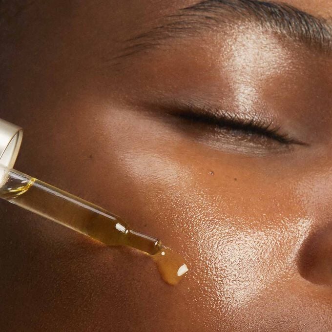 Clarins pelle secca o arrossata Economico