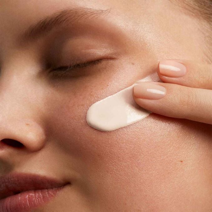 Clarins UV Plus SPF50 texture beige Nuovo