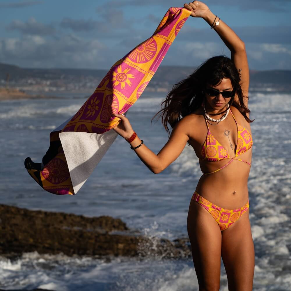 Seay / Telo Mare Rosa Giallo Symbols Moda