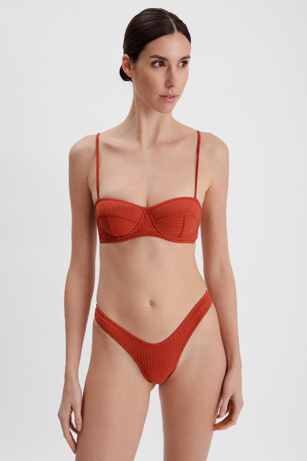 Suahru Paros Sailor Set mini Slip 2025